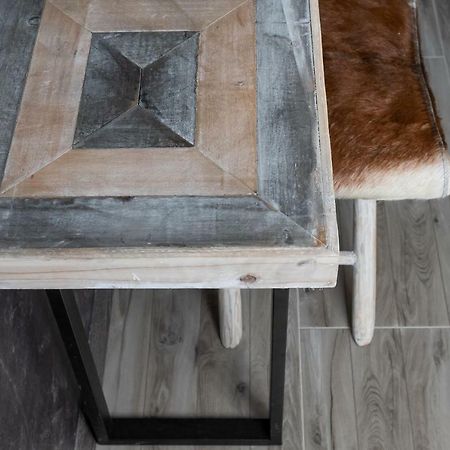 Superb Industrial Style Lodge Heart Of Atene Esterno foto