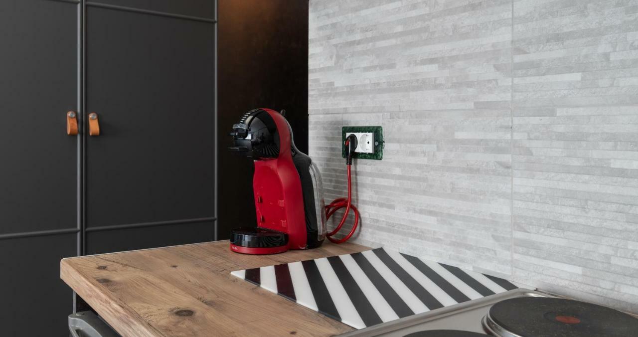 Superb Industrial Style Lodge Heart Of Atene Esterno foto
